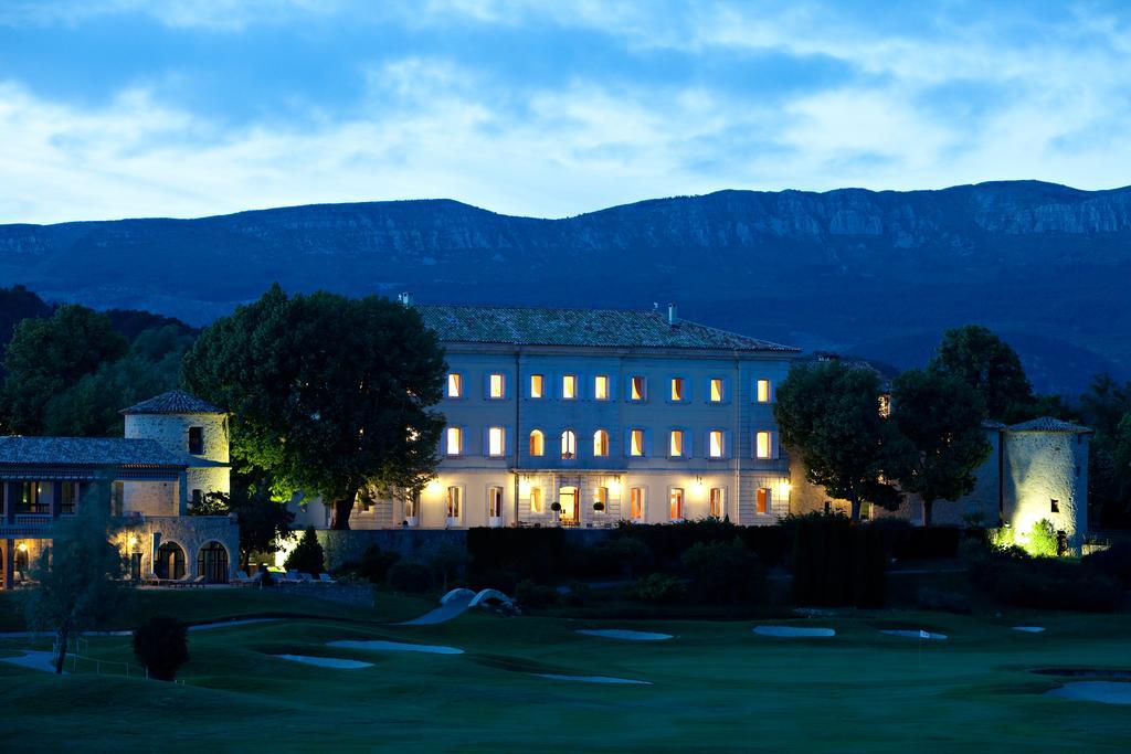 Hotel Chateau Et Golf De Taulane La Martre Exterior foto