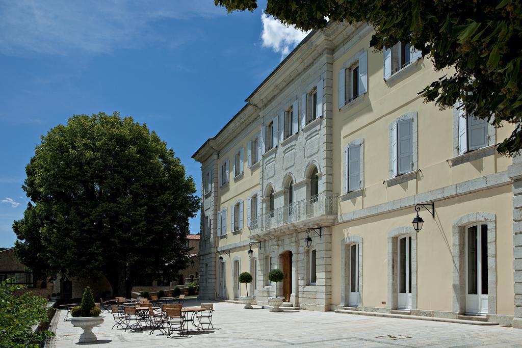 Hotel Chateau Et Golf De Taulane La Martre Exterior foto